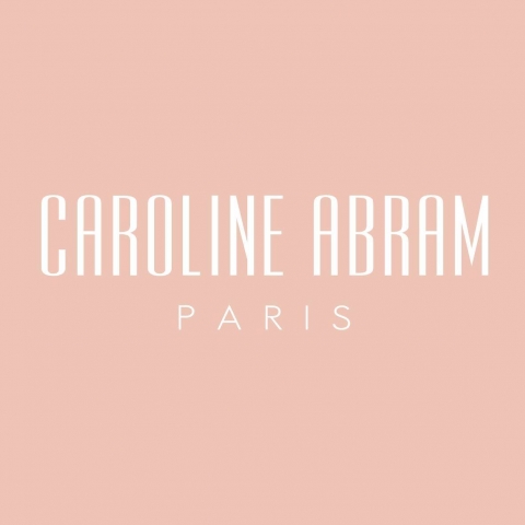 Caroline卡洛琳